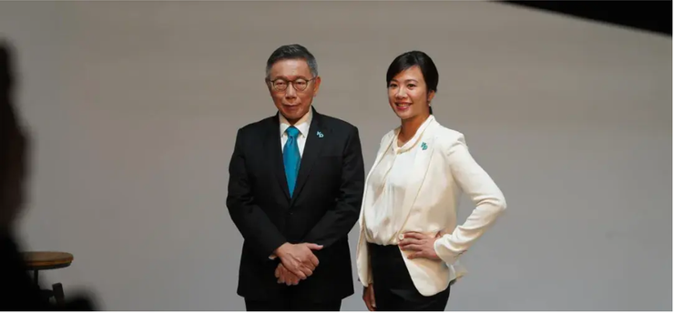 柯文哲與吳欣盈近日拍攝的形象照／圖片來源：2024總統大選