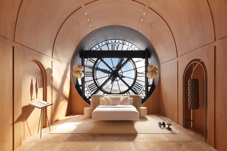 Airbnb Icons: Musée d'Orsay, photography by Frederik Vercruysse