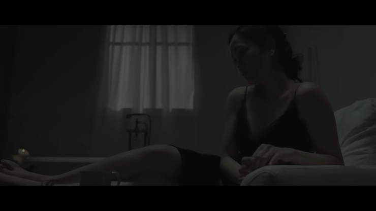 Kay Tse 謝安琪 - 《一個女人和浴室》 MV