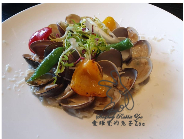 蒜香奶油蛤蜊燉飯