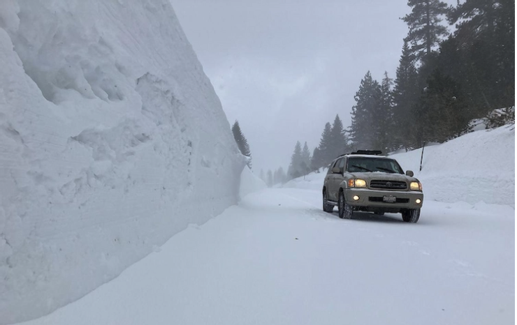 今年三月海拔2500公尺處的積雪