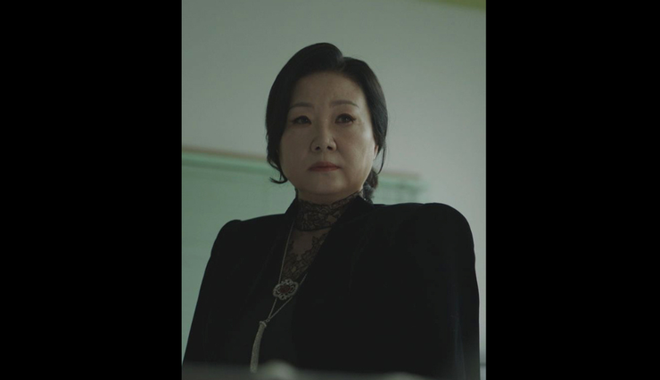 飾演奶奶（羅炳熙）的演員金海淑，是韓國元老級的寶藏演員！（氣場超強QQ）