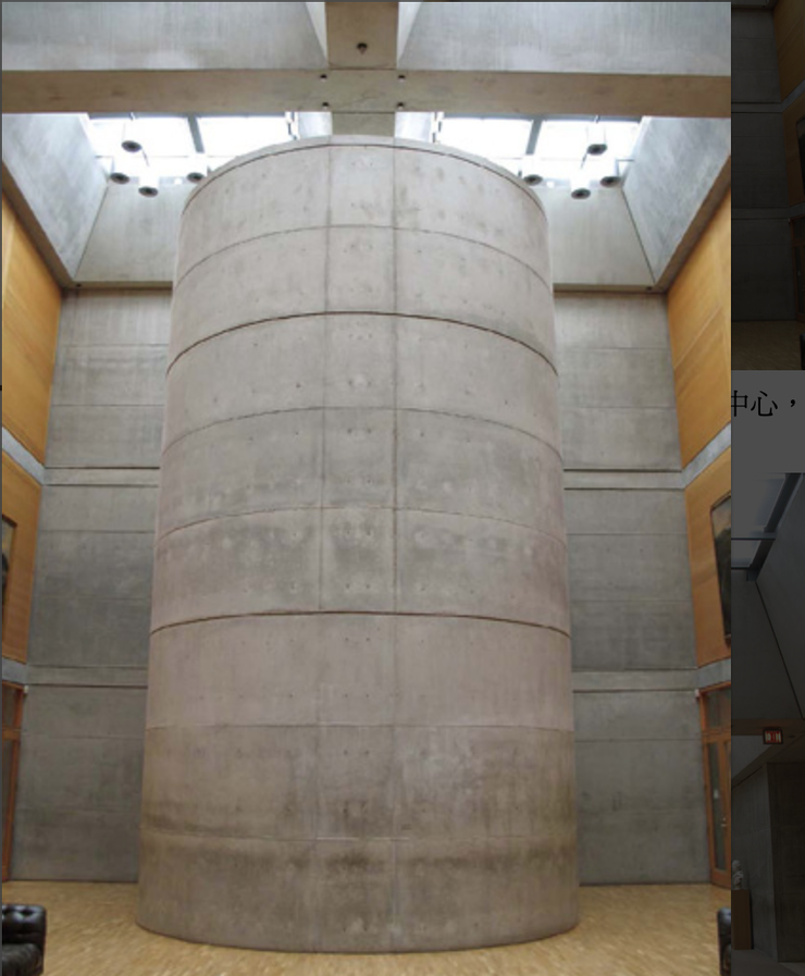 耶魯大學英國藝術中心，中庭內量感十足的圓筒狀樓梯，創造出強烈的視覺效果