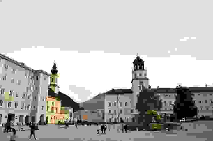 舊城區的薩爾斯堡主教教堂及寬闊的主教宮殿廣場