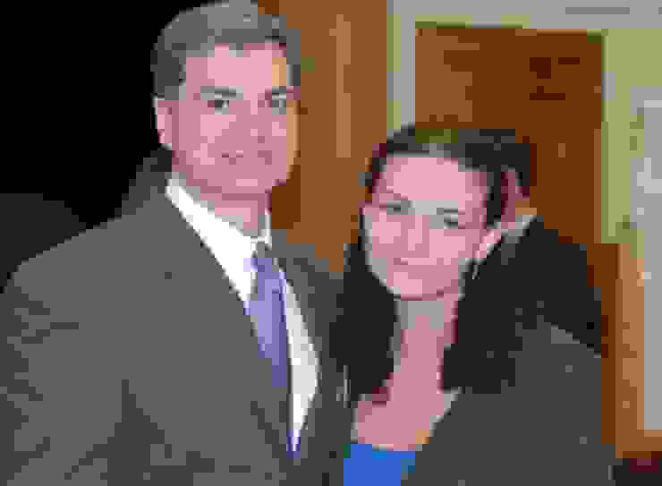 主審法官 ❙胡安‧梅昌❙ (Juan Merchan) 和他的女兒 ❙羅蘭•梅昌❙ (Lauren Merchan)