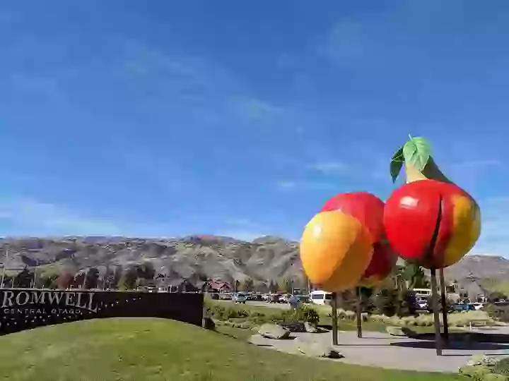 Cromwell Fruit Sculpture