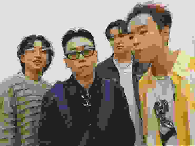 韓國獨立樂團 SURL，由左至右成員為李瀚斌、金度延、吳明錫和薛皓升。