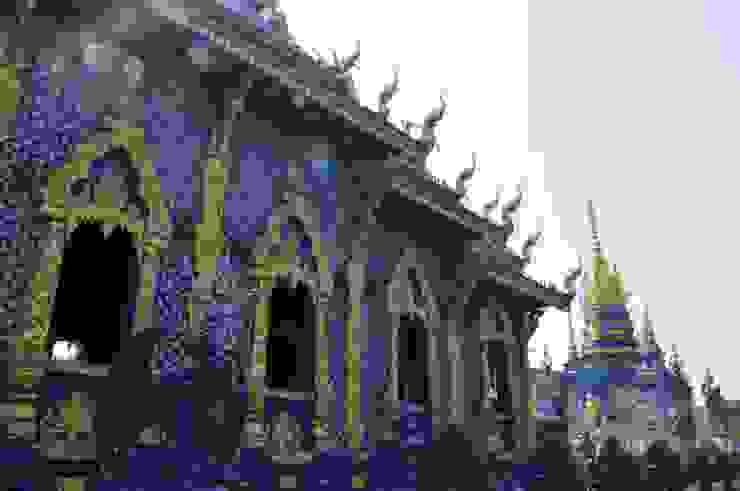 藍廟大量使用了藍色材料，看起來十分清新典雅