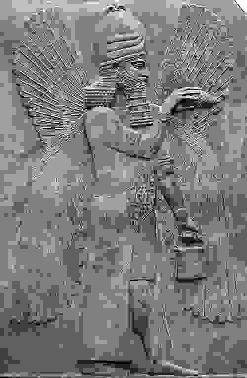 古巴比倫神話裡的眾神之王馬爾杜克浮雕像，現藏於法國羅浮宮