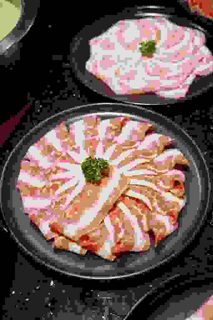 【高雄火鍋推薦】人氣海陸盛宴初體驗│ㄎㄨㄥˋ湯極品鍋物·燒烤