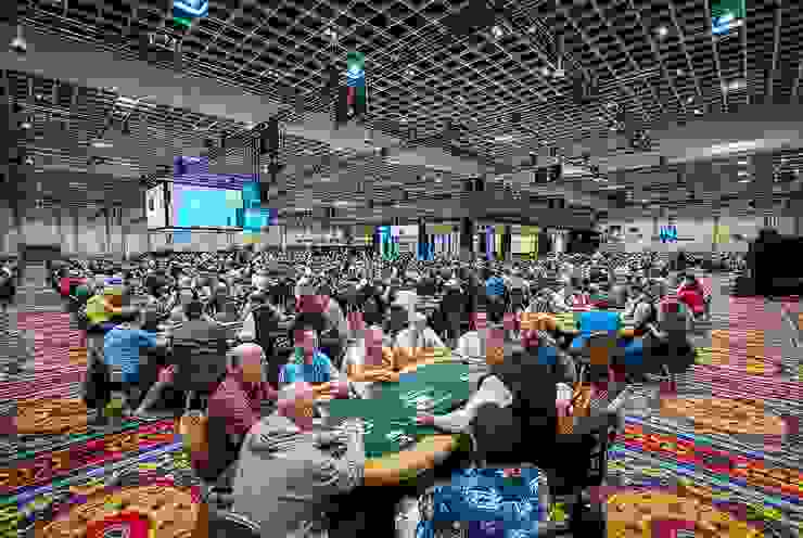 圖片來源https://www.pokerfirma.com/news/2022-world-series-of-poker-event-05-day-1b/756543