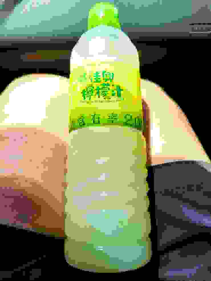 新城鄉名品-佳興檸檬汁(非假日一樣大排長龍，感謝隊友大熱天耐心等候)