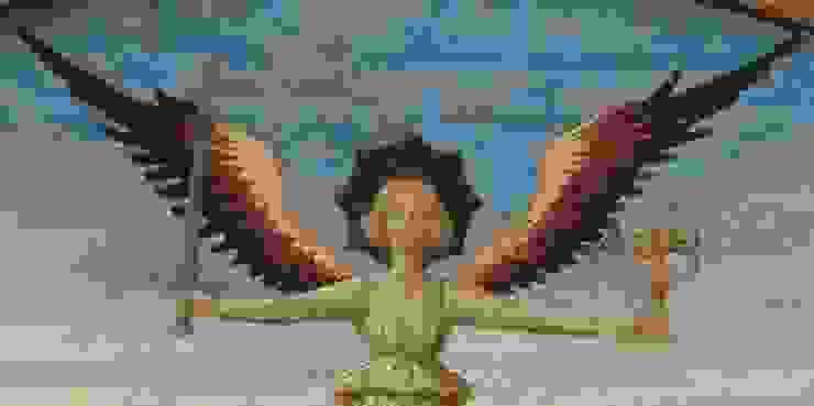 圖十五：《聲譽的勝利》的細節：天使手握著劍與愛神邱比特雕像