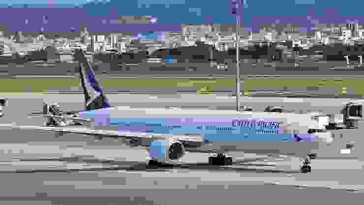 這是老爸去東京成田所搭乘的國泰航空CX450班機!