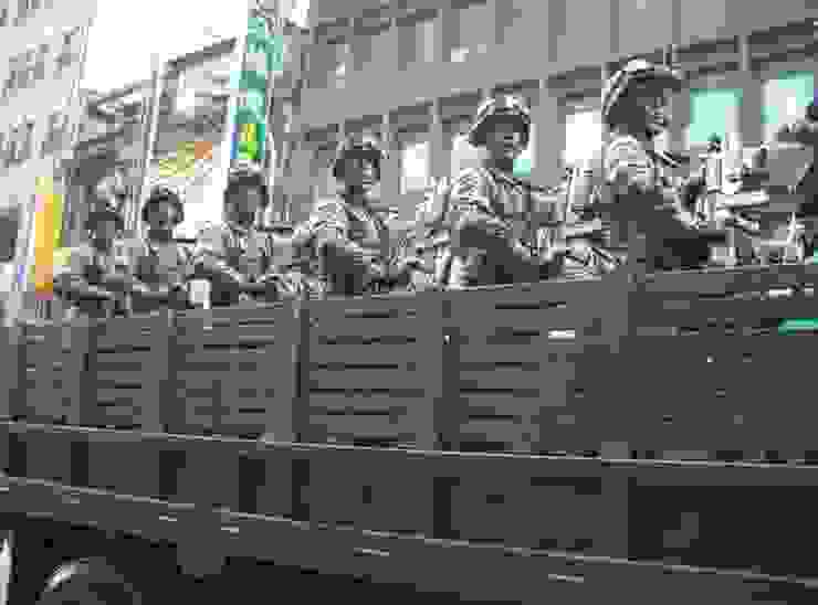 台灣海軍陸戰隊兩棲偵查隊於台北市街頭