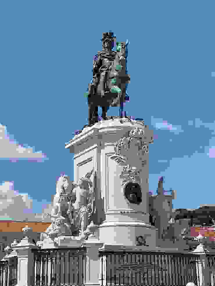 商業廣場的若瑟一世雕像