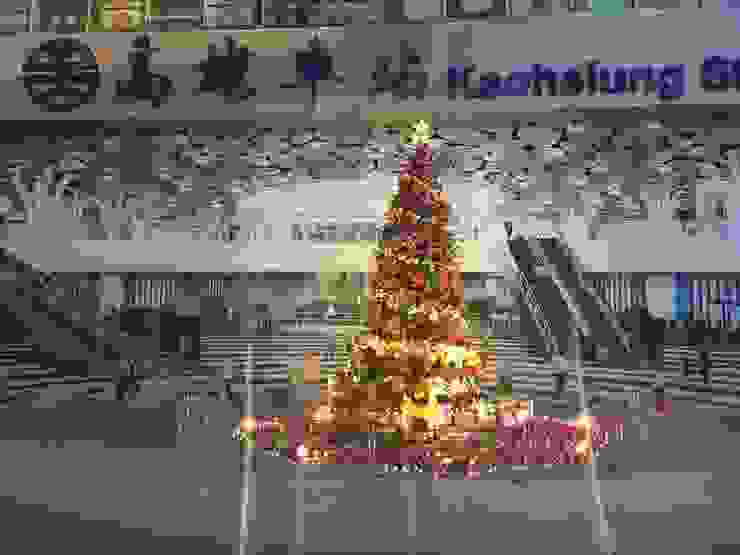 高雄火車站裡的聖誕樹