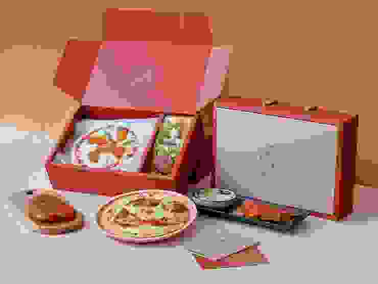 圖說：烏金披薩禮盒，不一樣的年菜伴手禮，美味簡單輕鬆上桌。（圖/ Phone Pizza 瘋披薩）