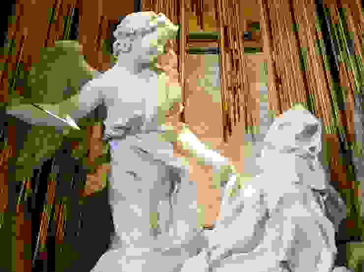 聖特雷莎在幻境中看見天使用金色的矛刺向心裡-Ecstasy of Saint Teresa, Bernini(圖片取自維基百科)
