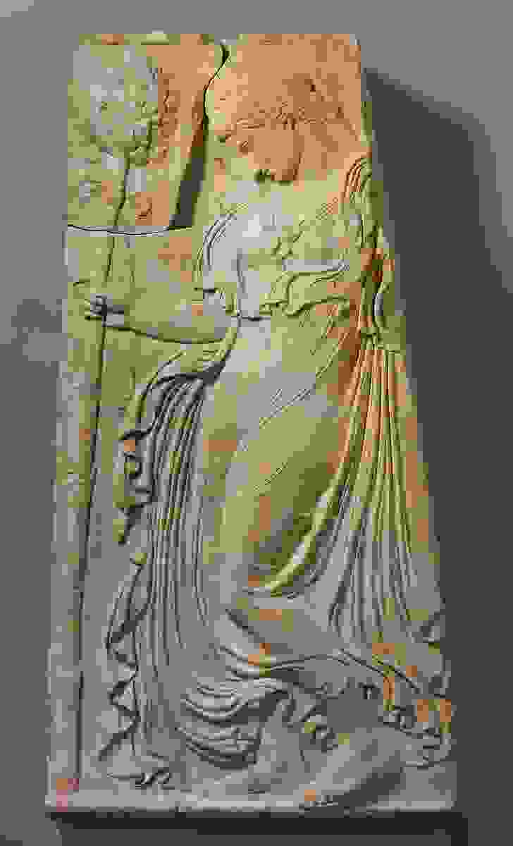 Marble relief with a dancing maenad（照片出自紐約大都會博物館）