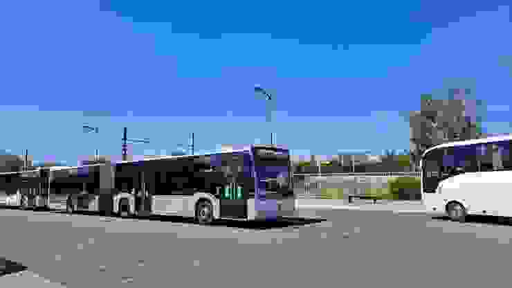 要去楓丹白露的公車，一般的公車忘記拍了QQ