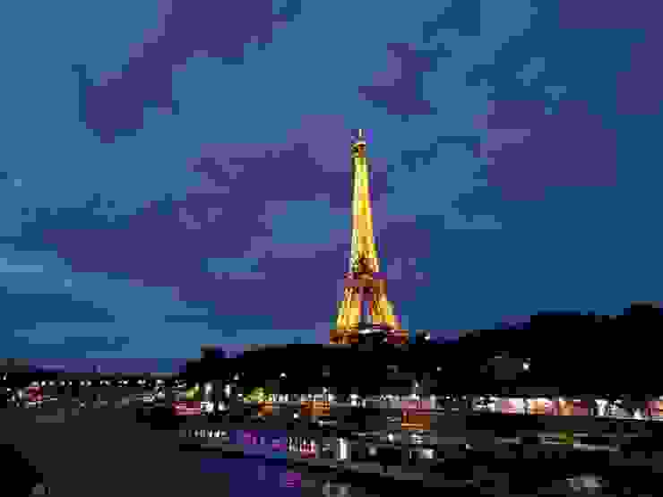 夜晚的巴黎鐵塔