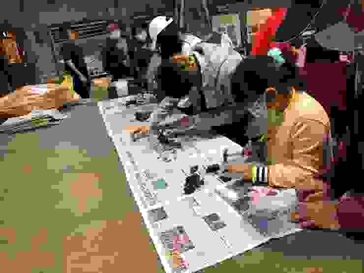 民眾參與龍安社區煤礦小物DIY情形