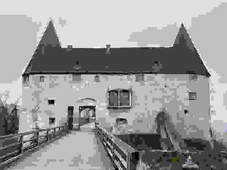 其餘庭院的城堡入口處