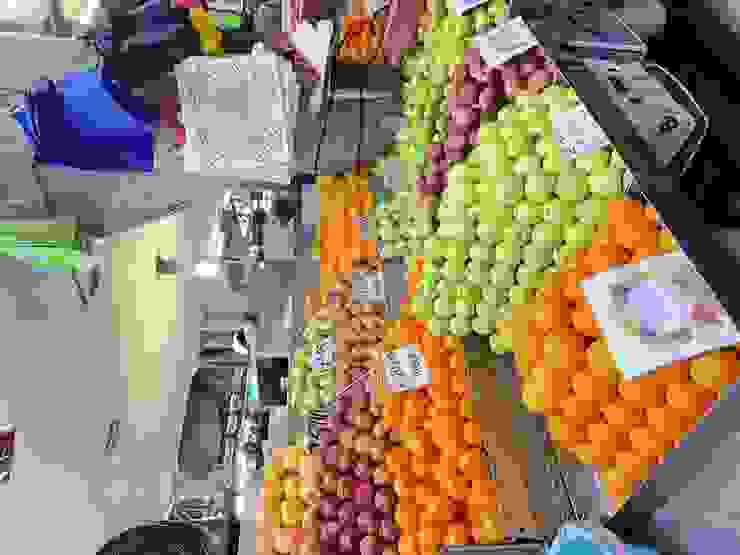 模里西斯路易港市集（中央市場），所有攤販的蔬果都擺得很整齊