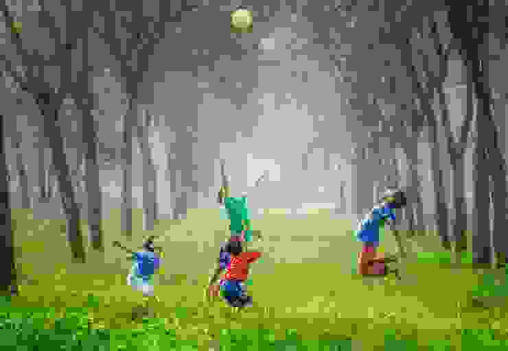 https://unsplash.com/photos/four-boy-playing-ball-on-green-grass-tvc5imO5pXk