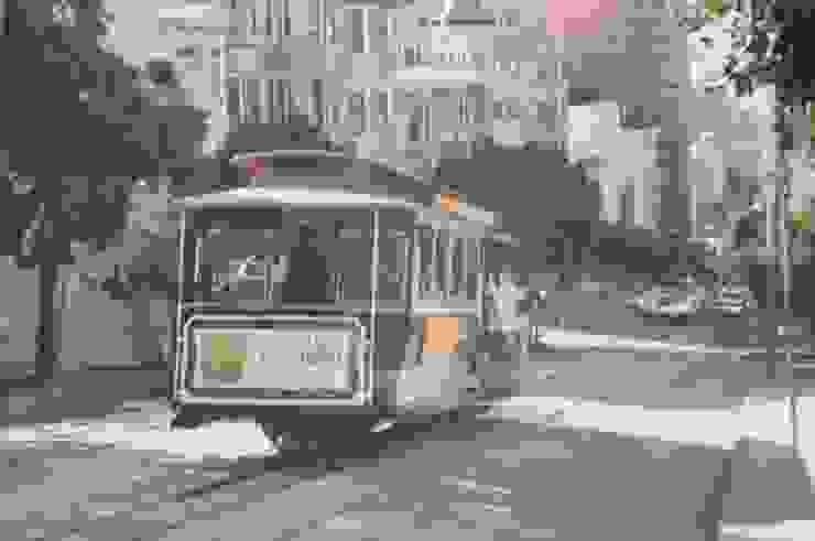 A cable car in San Francisco 