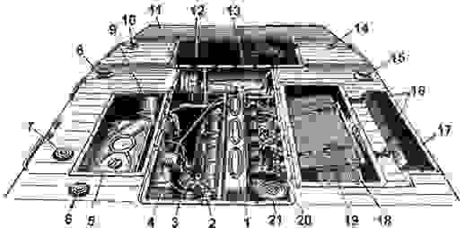 PT-76後部車體，打開蓋板就能看到最左側的油箱、中間上方的變速器、中間的引擎與右側的冷卻單元。