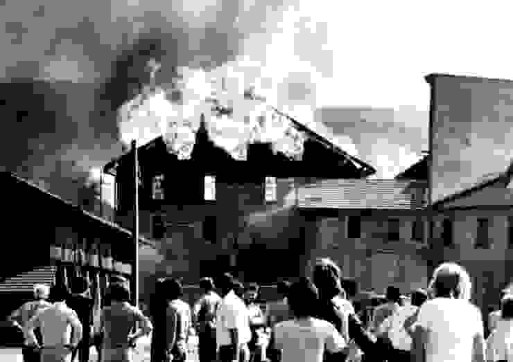 1973年，LAUFEN的地磚工廠發生火災，工廠嚴重毀損。