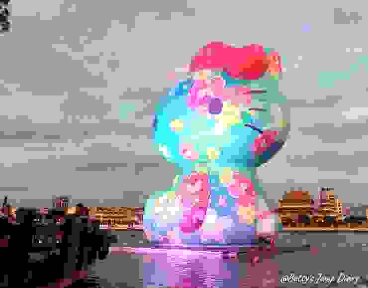 ▲龍潭觀光大池- Hello Kitty來作客水上藝術裝置/圖片來源：Betty's Jump Diary