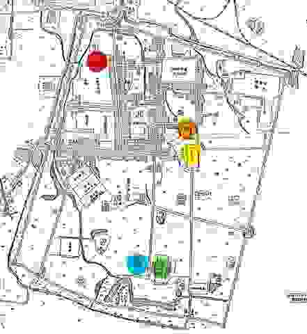 臺北城古圖。紅色點仍為臺北城隍廟；而綠色點為現今北一女、藍色點為現今司法院、黃色點在現今二二八紀念公園內、橘色點為現今臺博館所在（亦在二二八公園內）。取材於維基百科。