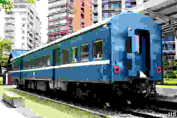 2019年配合舊月台意象向臺鐵購入了TP32873號通勤客車，但鋼體客車長時間放置戶外已出現表面龜裂現象