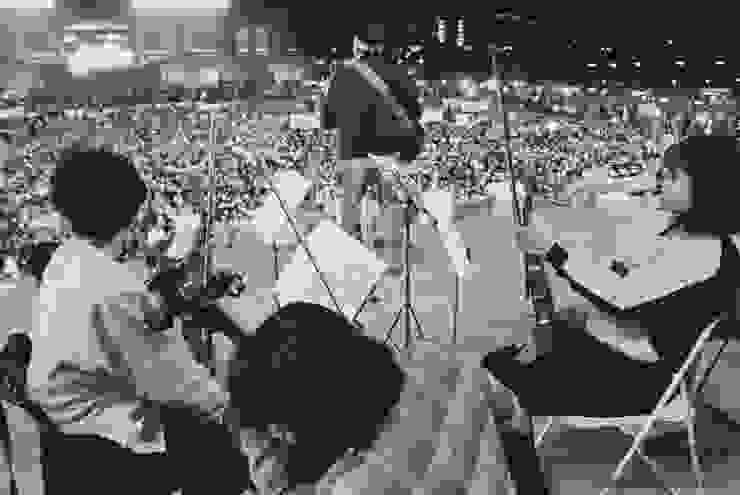 1990.03.20  黑名單工作室帶領廣場同學唱戰歌