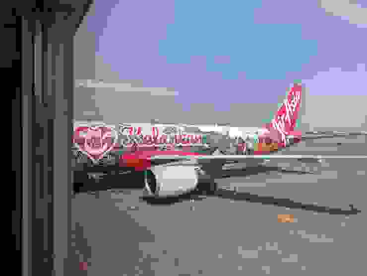 色彩繽紛的AirAsia班機塗裝