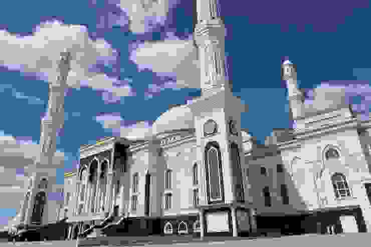 哈茲拉特蘇丹清真寺(Hazrat Sultan Mosque)