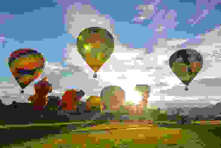 在鹿野高台的草原上看著熱氣球升空飛上天的感覺非常的療癒