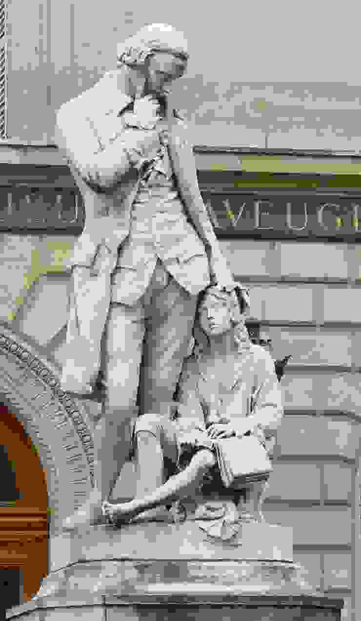瓦倫丁豪伊雕像