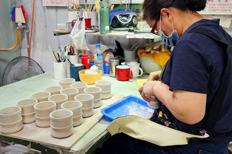 技術純熟的師傅，為台灣的陶藝產業奉獻一輩子的心力，我衷心的希望他們可以繼續發光發熱，展現其自身的價值