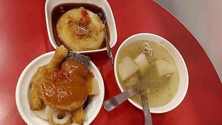 [台北美食]深獲好評的東區小賴甜不辣，銅板價格再現台灣米食小