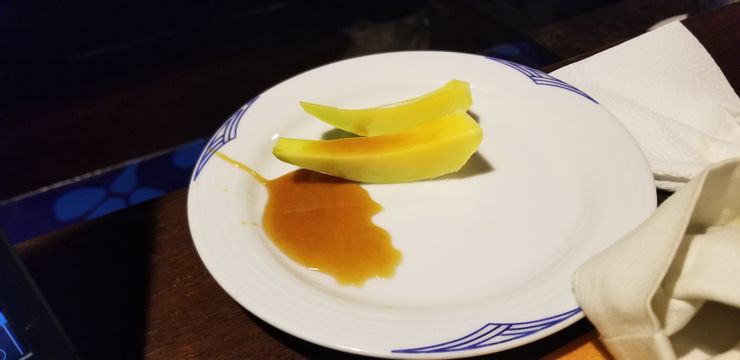 芒果加蜜糖特製的小吃