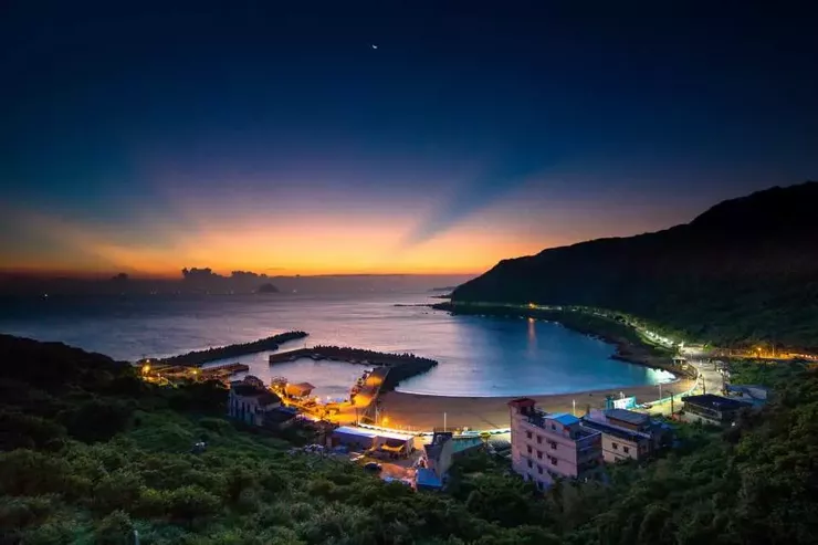 和平島的夜空，光害少的海邊在入夜後就能看到點點繁星。