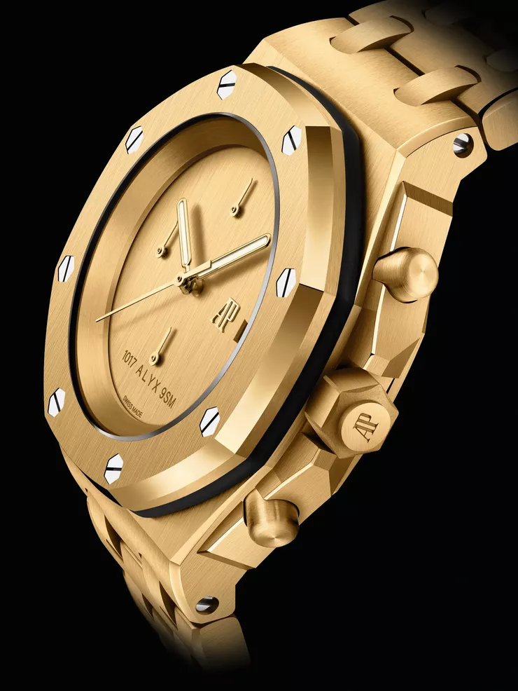 The 42mm yellow-gold Royal Oak Offshore chronograph