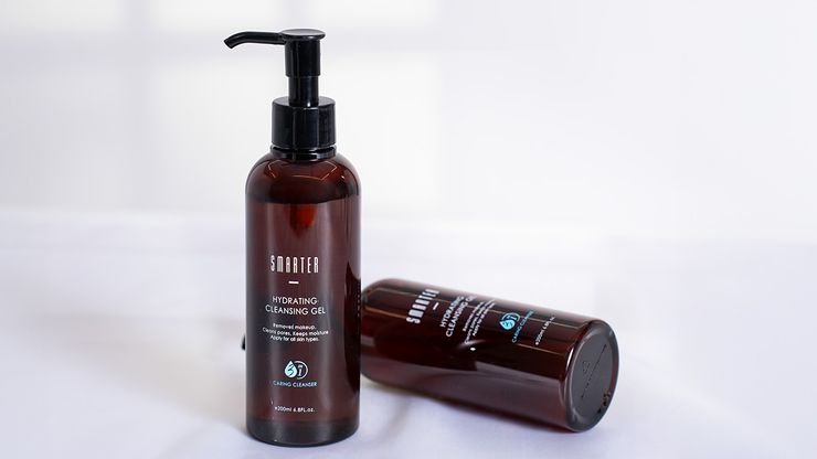 早睡神器!SPA級洗卸「超能淨顏洗卸凝露」30秒快速溶妝 超能淨顏洗卸凝露,洗卸一瓶搞定,是懶人的救星。(圖/SMARTER詩嫚特)