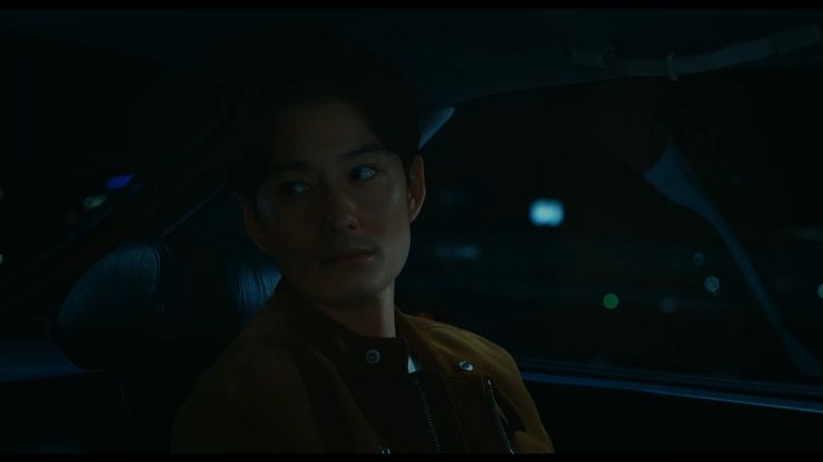 「如果你真的想看清某個人,你只能深深地,直視自己的內心。」