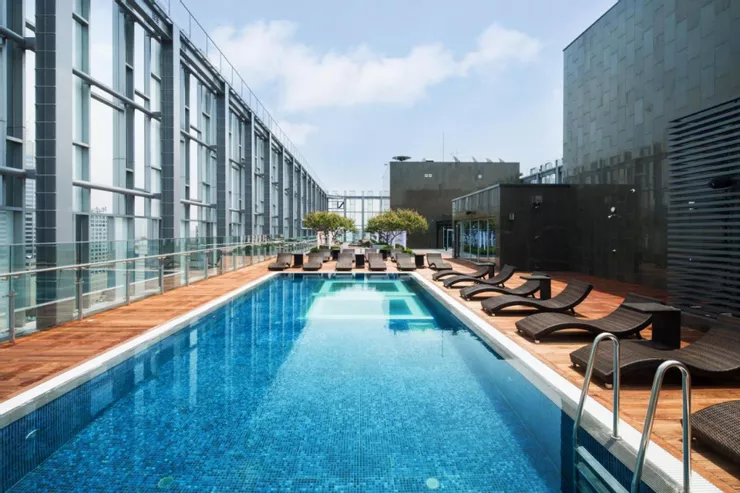 【東大門】TOP 3 飯店!近地鐵站, 百貨批發零售都在這! raw-image