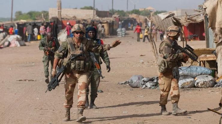 法國在藪貓行動中,派遣法軍前往馬利支援。(圖片取自法國國防部網站))